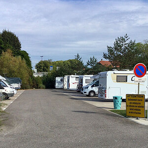 Aire de Stationnement Camping-Cars Montbeliard.jpeg