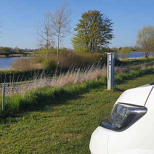 Wohnmobilhafen am Flugplatz Schachtholm NOK.jpg