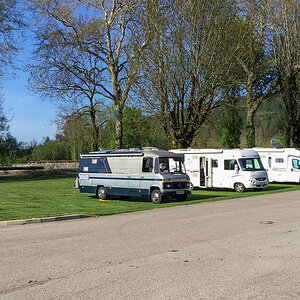 Aire de Camping Car d'Orgelet.jpg