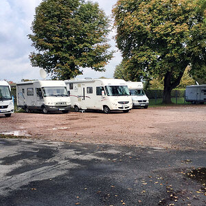 Wohnmobilstellplatz am Schlosspark 1.jpg