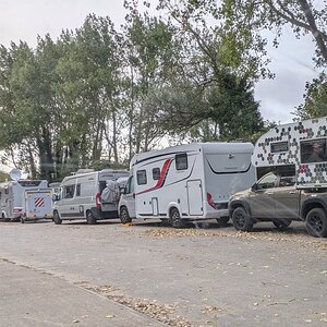 Media 'PXL_20250819_183117942_Original.jpeg' i album 'Parking du LAAC Rue des Chantiers de France'
