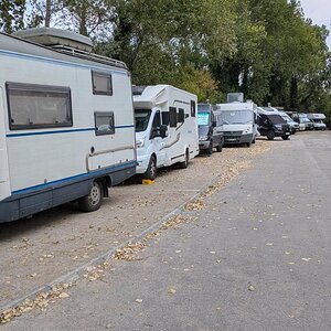 Media 'PXL_20250819_155012353_Original.jpeg' i album 'Parking du LAAC Rue des Chantiers de France'