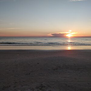 Solnedgång vid stranden.jpg