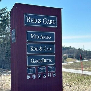 Media 'Bergs Gård 1.jpg' i kategori 'Resebilder'
