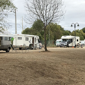 Área Serviço Autocaravanas Praia Fluvial O Moinho2.jpg