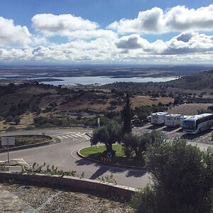 Parque de Autocaravanas Monsaraz.jpg