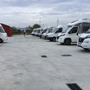 Área de Autocaravanas de La Puebla de Cazalla2.jpg