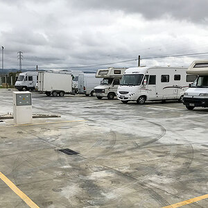 Área de Autocaravanas de La Puebla de Cazalla4.jpg