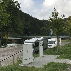 Wohnmobilstellplatz am Westpark3.jpg