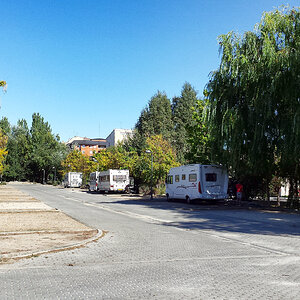 Area de Autocaravanas Valorio.jpg