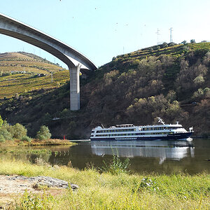 Área de Serviço de Autocaravanas Peso Da Régua3.jpg