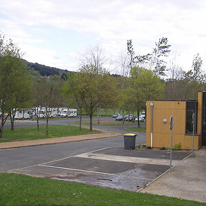 Aire de Camping-Car Lac d'Aubusson2.jpg