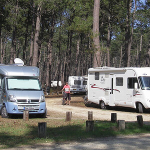 Aire de Camping-Cars du Vivier.jpg