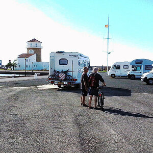 Parking Autocaravanas Almerimar 1.jpg