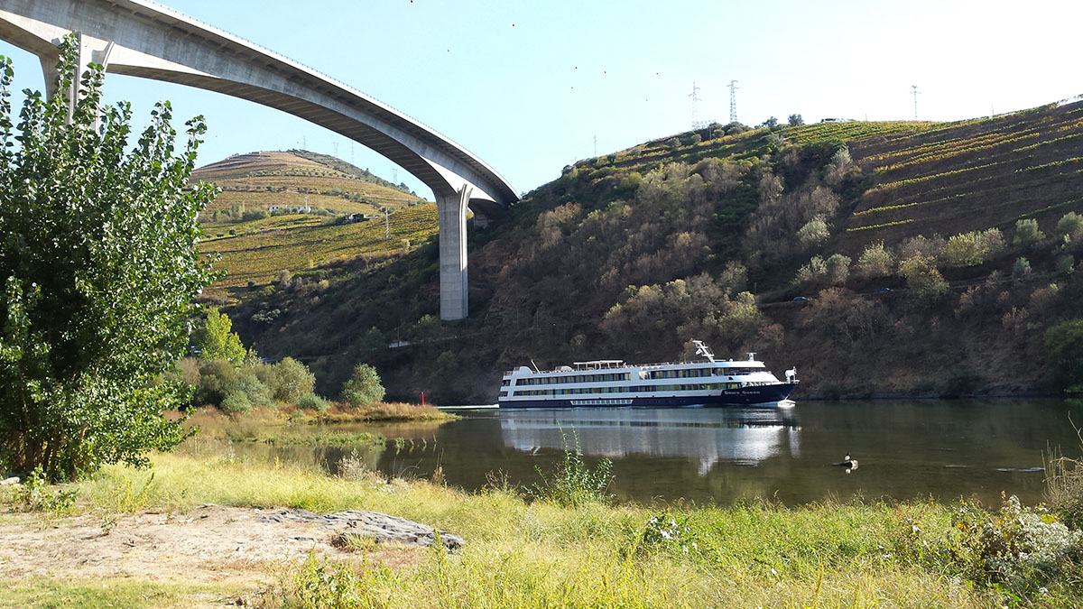 Área de Serviço de Autocaravanas Peso Da Régua3.jpg