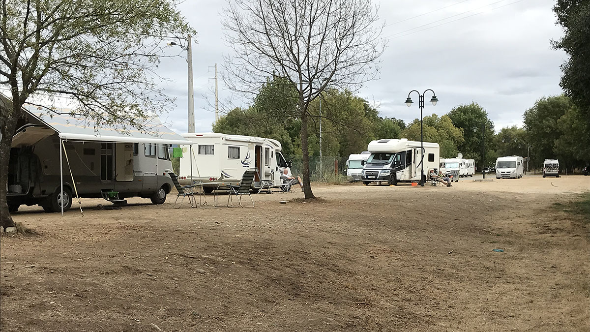 Área Serviço Autocaravanas Praia Fluvial O Moinho2.jpg