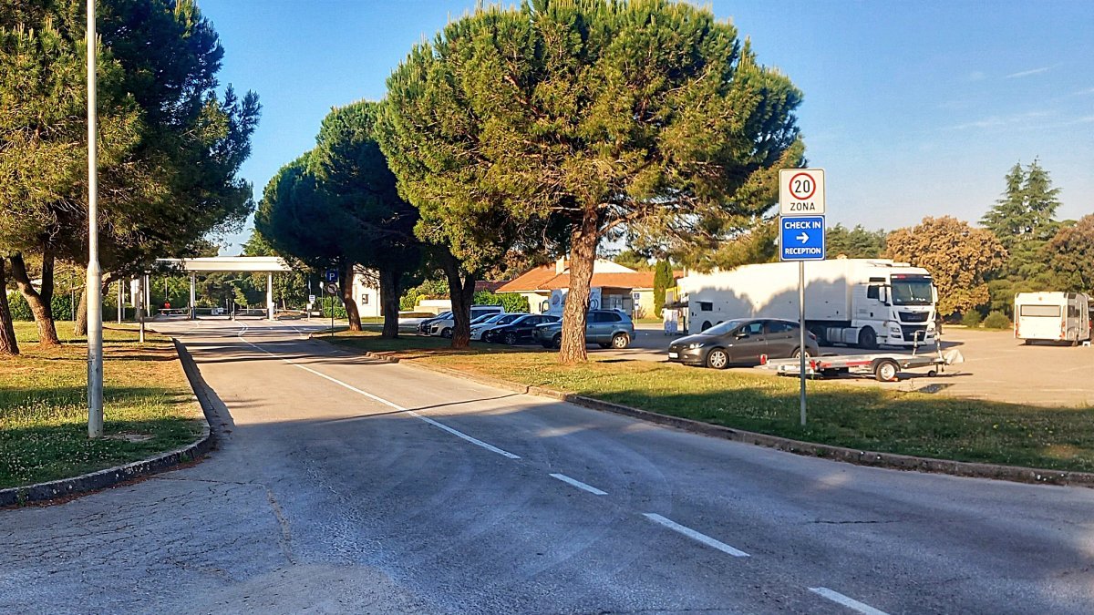 1. Entré Maistra Camping Polari.jpeg