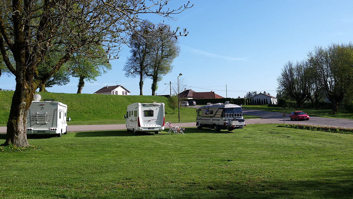 Aire de Camping Car d'Orgelet2.jpg