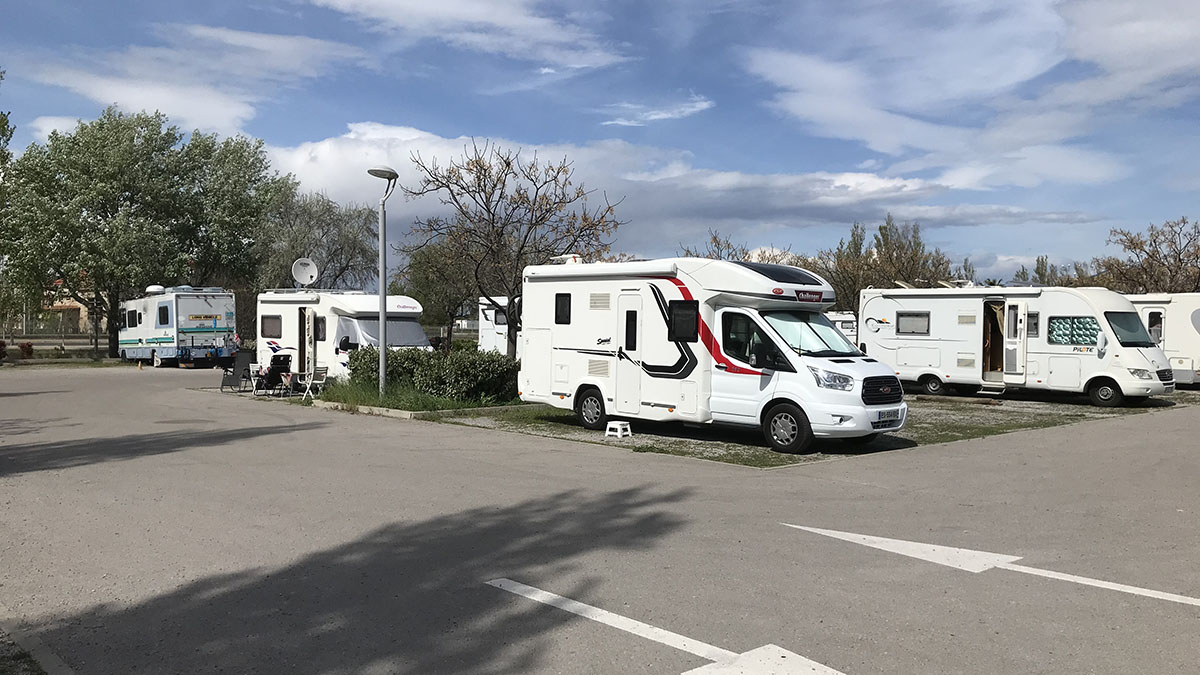 Aire de Camping-Car Marseillan.jpeg