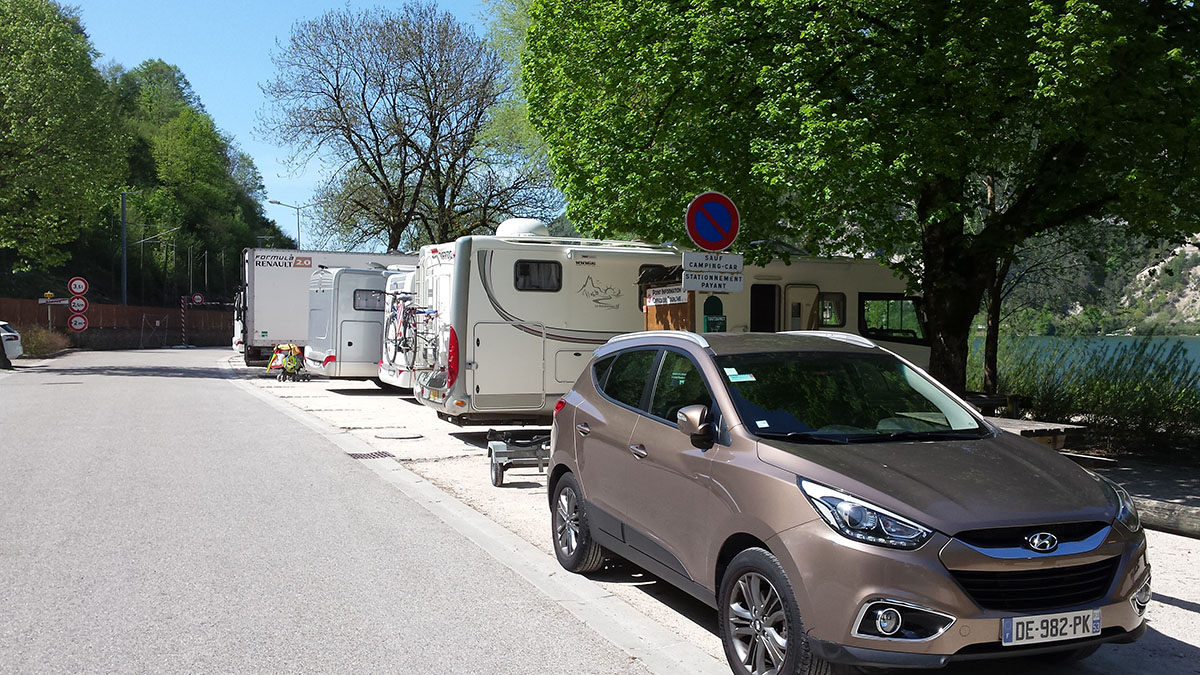 Aire de service du Lac de Nantua.jpg