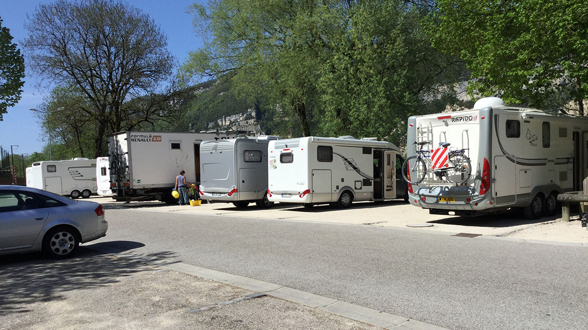 Aire de service du Lac de Nantua2.jpg