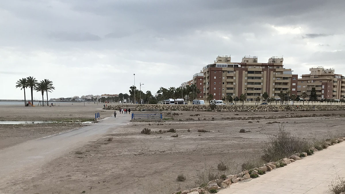 Avenida de la Aduana Roquetas de Mar2.jpg