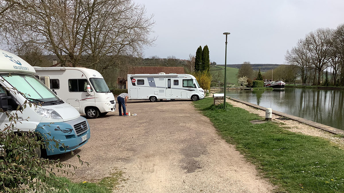 Halte Nautique Vandenesse en Auxois2.jpeg