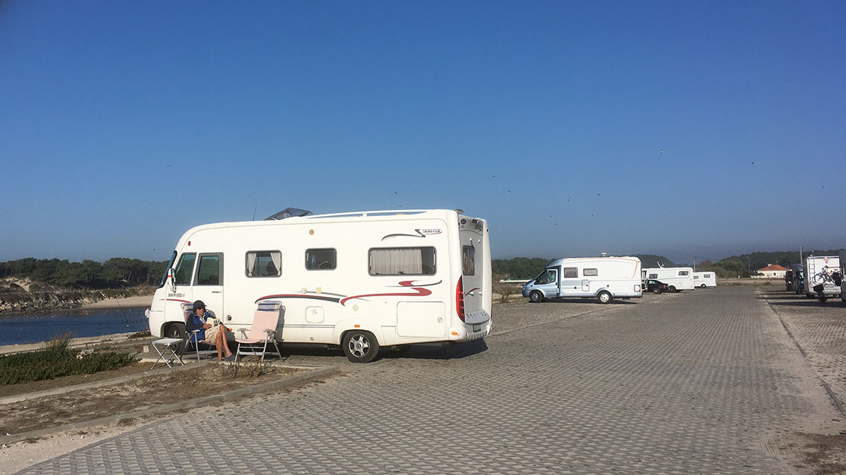 Parque Autocaravanas da Praia de Vieira.jpg