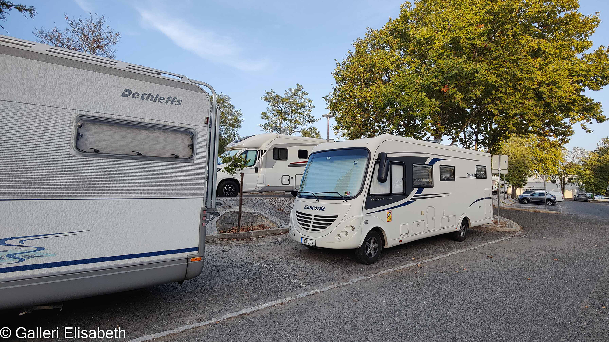 Parque de Autocaravanas Évora 1.jpg