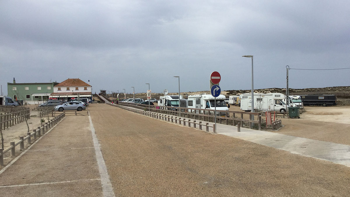 Praia da Costa de Santo André.jpg