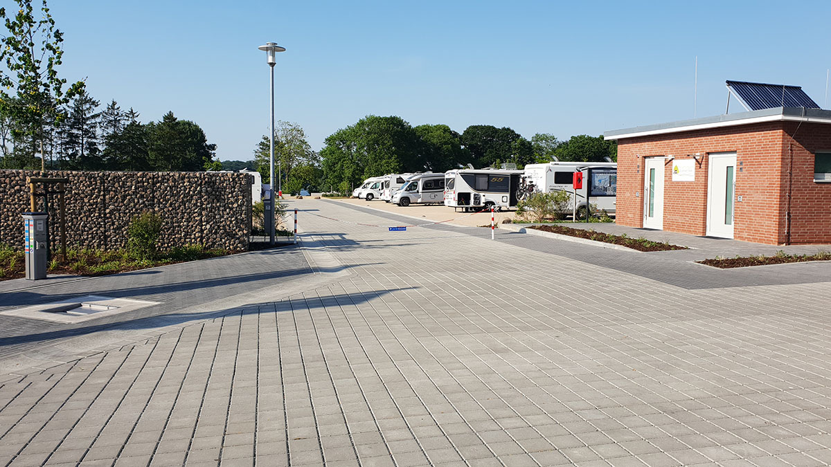 Reisemobilpark Eutiner See.jpg