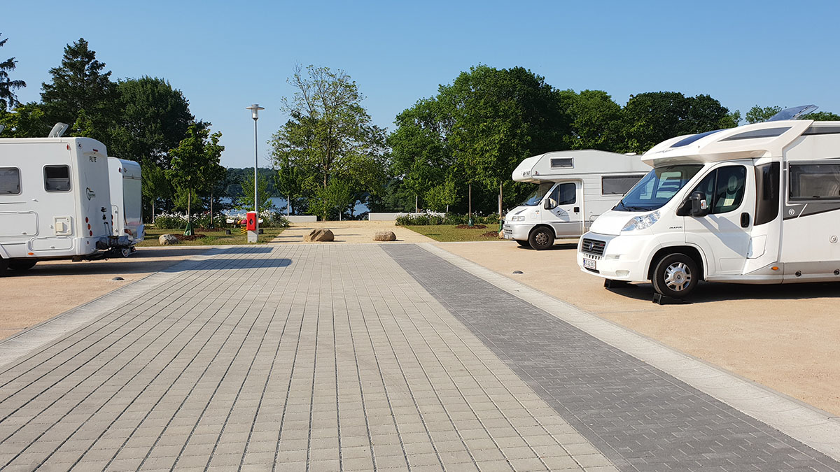 Reisemobilpark Eutiner See2.jpg