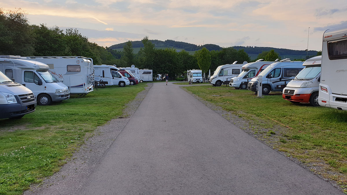 Reisemobilpark Saarburg2.jpg