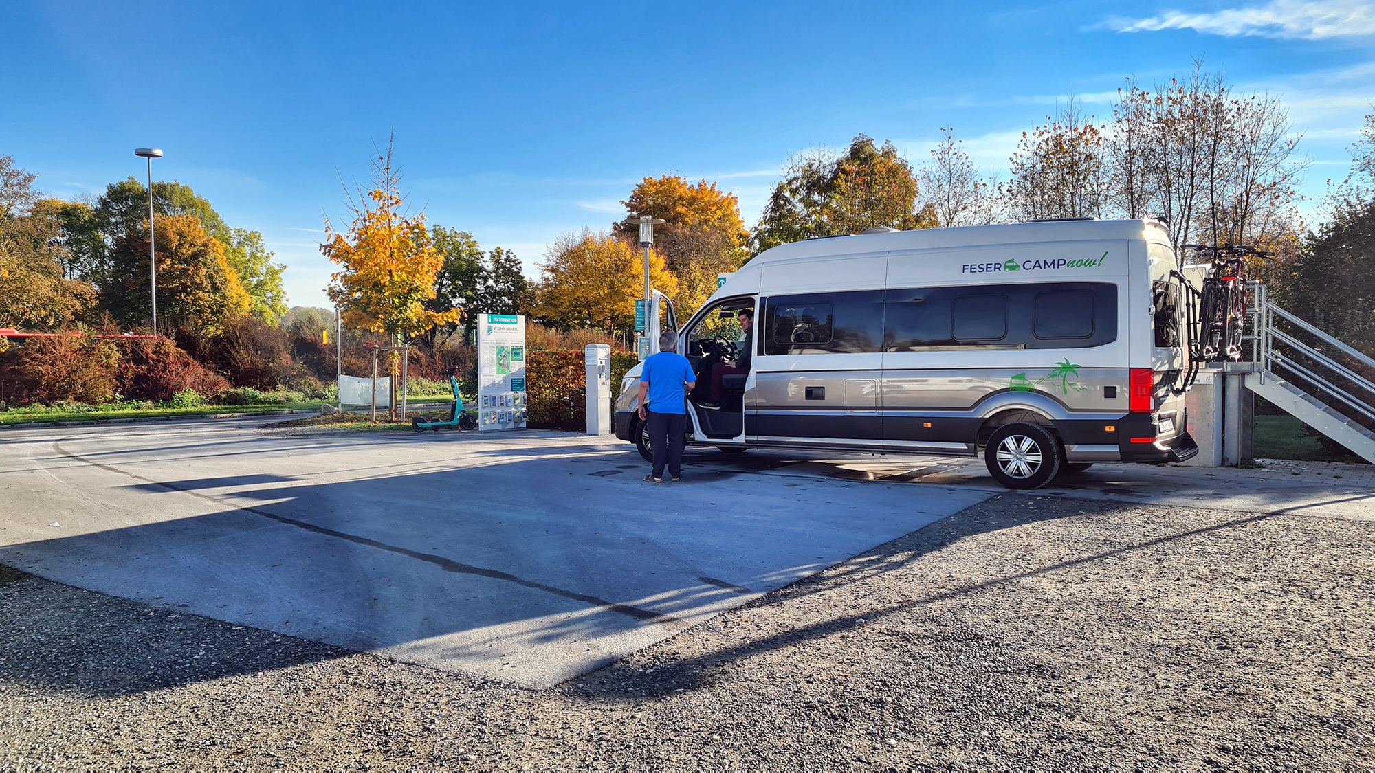 Wohnmobilstellplatz am Donaubad 3.jpg